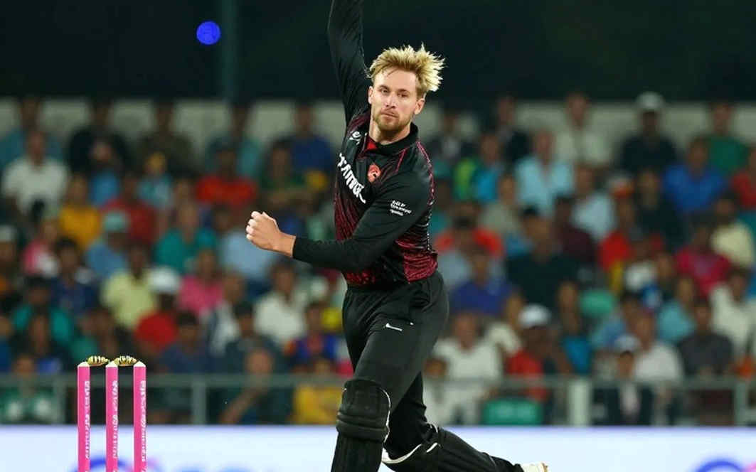২৮ থেকে ২৩: যে কাটছাঁটের তারিখটা বিবৃতিতে নেই