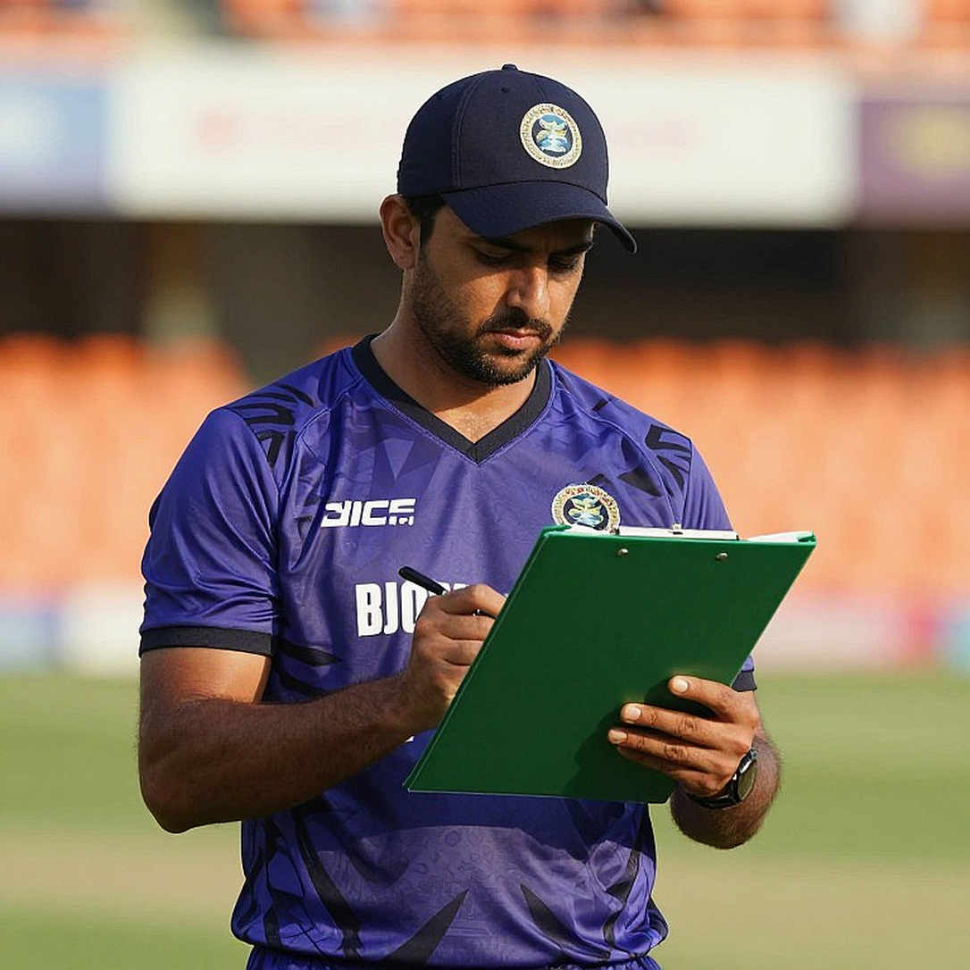 টাইমস্ট্যাম্পের সাক্ষ্য: আশরাফুলের নিষ্কাশন এবং বাংলাদেশ ব্যাটিং কোচিং ব্যবস্থার আড়ালে লুকানো ঝুঁকি